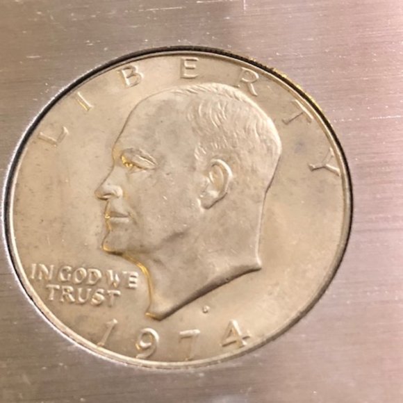 1974 D Ike Eisenhower one silver dollar coin - Picture 4 of 4